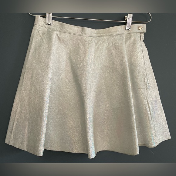 American Apparel Iridescent Leather Silvery Hologram Skater Circle Skirt Size L - Picture 10 of 13